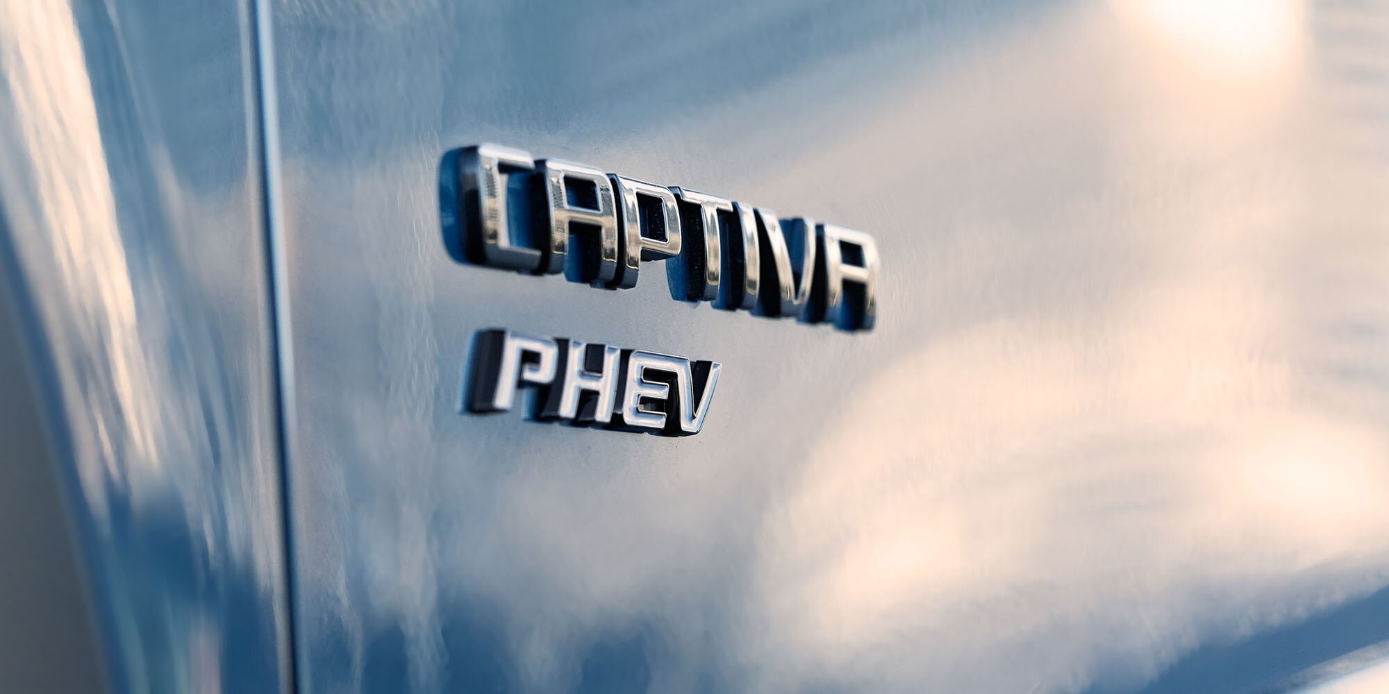Letras cromadas Captiva PHEV