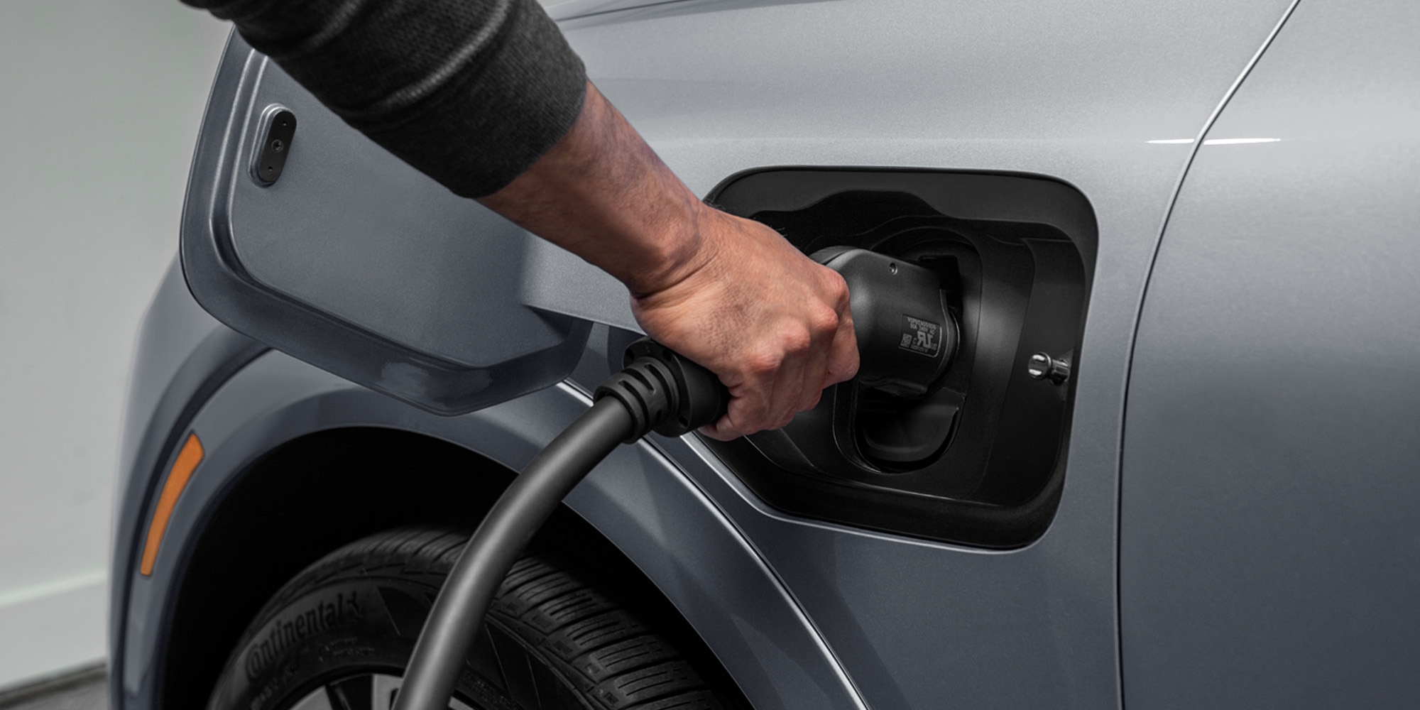 Chevrolet Equinox EV 2025 cargador sin costos adicionales